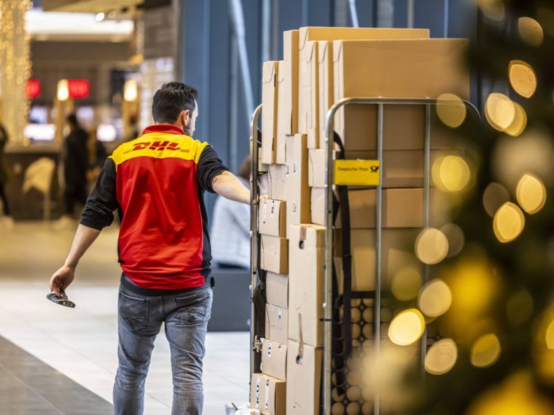 DHL, Hermes und Co Symbolbild