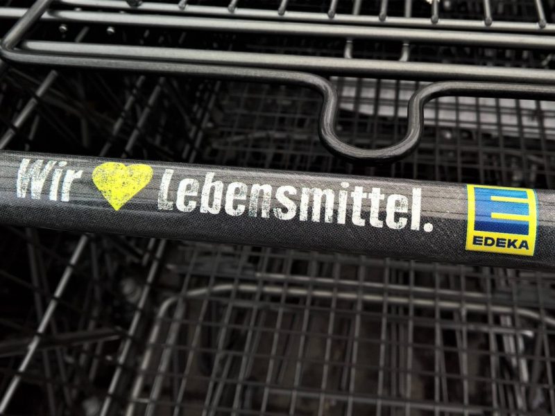 Edeka will mit einem neuen Einkaufswagen den Einkauf revolutionieren. (Symbolbild)