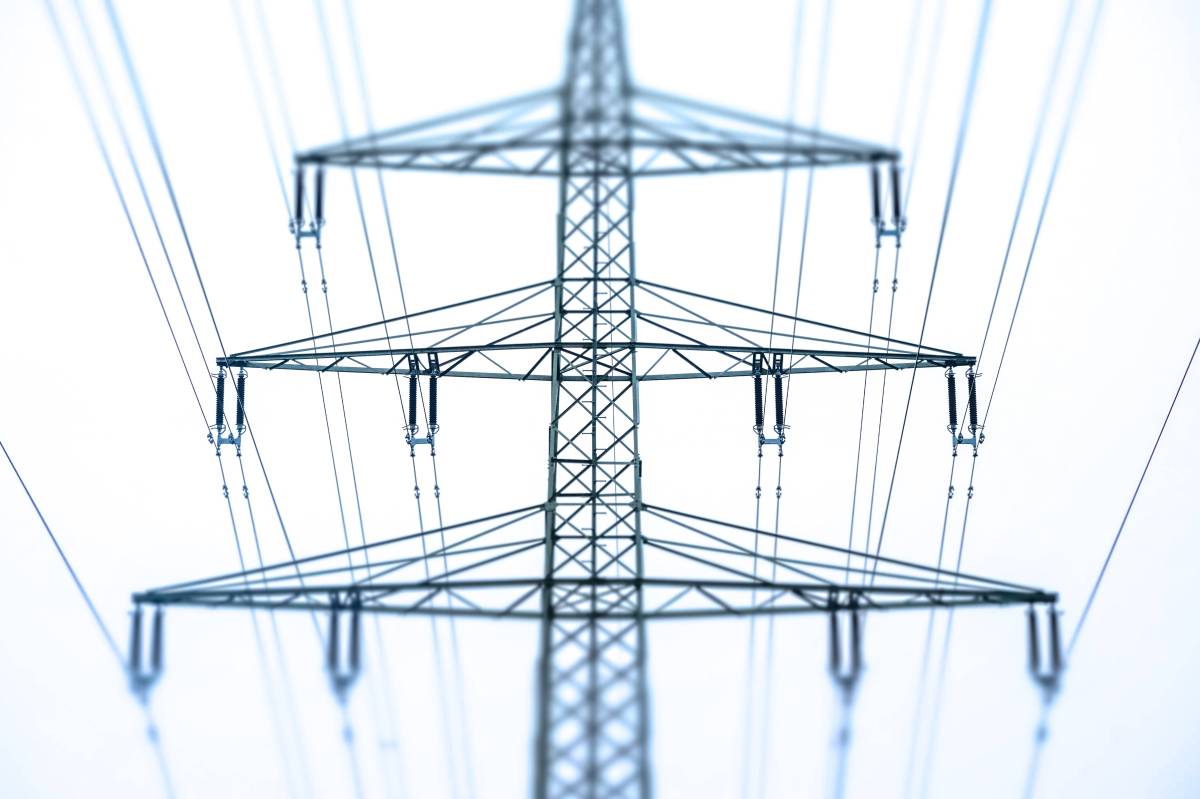 Auch im Januar sollen die Preise für Strom weiter steigen.