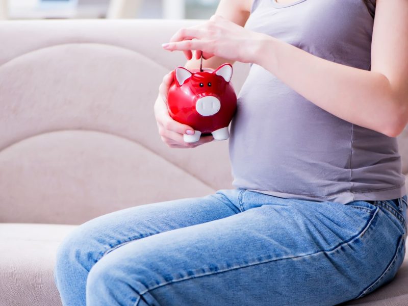 Das Rentensystem soll für eine finanzielle Sicherheit im Alter sorgen. Doch es ist mit einigen Hürden konfrontiert. Kai Whittaker will diese meistern.