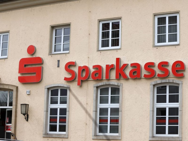 Sparkasse warnt: Betrüger nutzen jetzt diesen fiesen Trick,