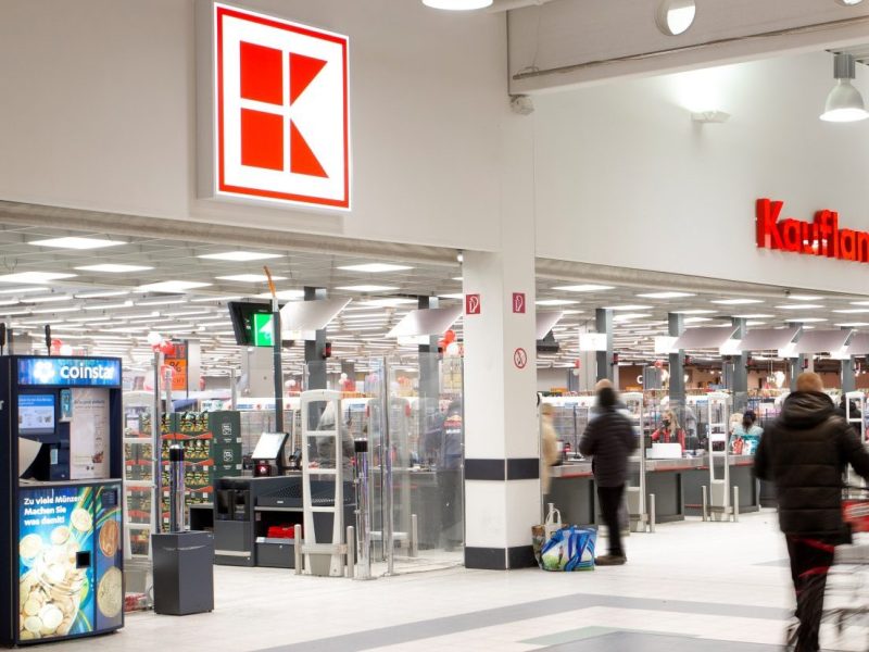 Kaufland-Filiale, Blick auf Kassen