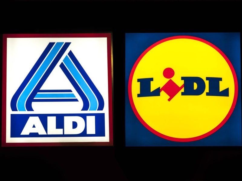 Aldi und Lidl leuchtschild
