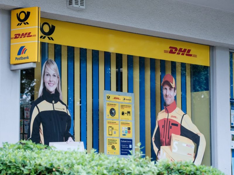 DHL