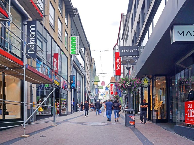 In Essen auf der Limbecker Straße müssen zwei weitere Geschäfte schließen. Es gab keine andere Wahl.