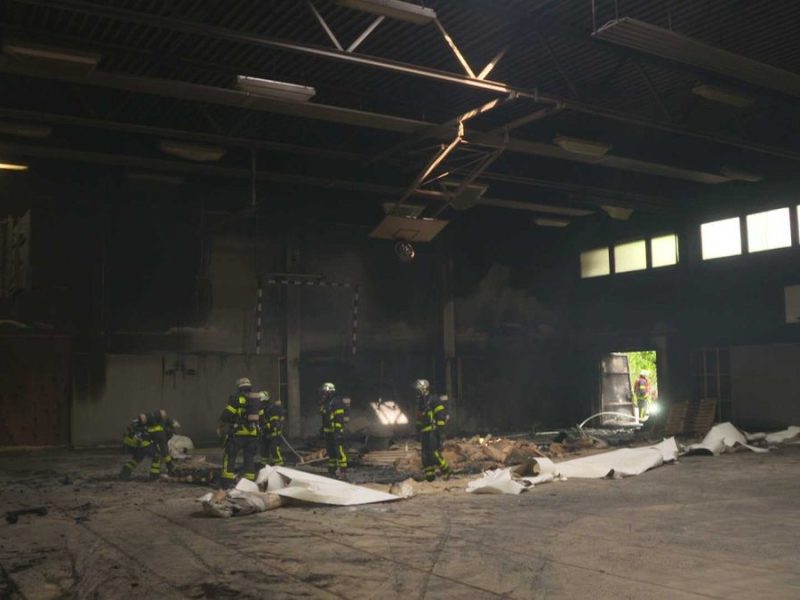 Dortmund: An einer Grundschule kam es am Sonntagmorgen (23. Juli) zu einem Großbrand.