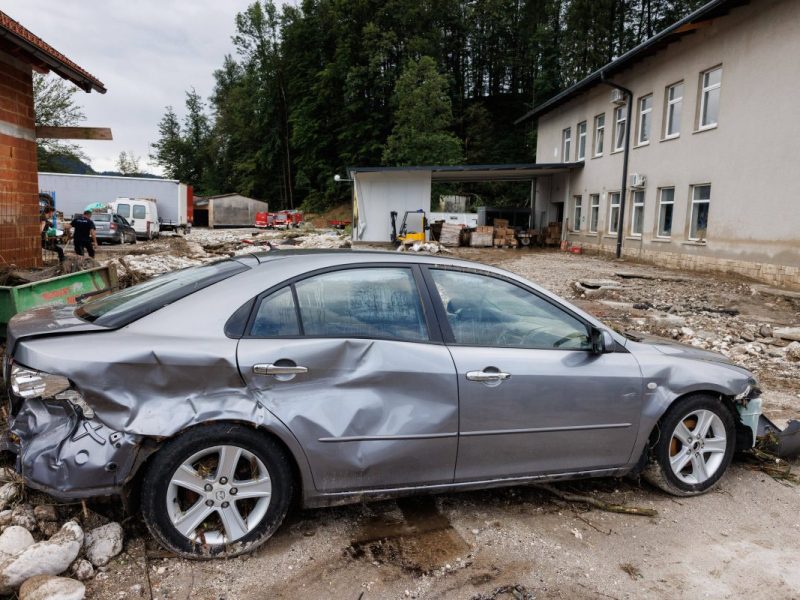 Wetter in NRW: Bei Unwetter-Schäden solltest du diese Tipps beachten.