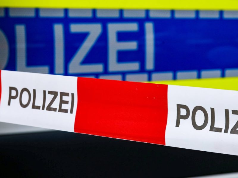 Dortmund: Mann sticht auf seine Ex ein, trotz Baby.