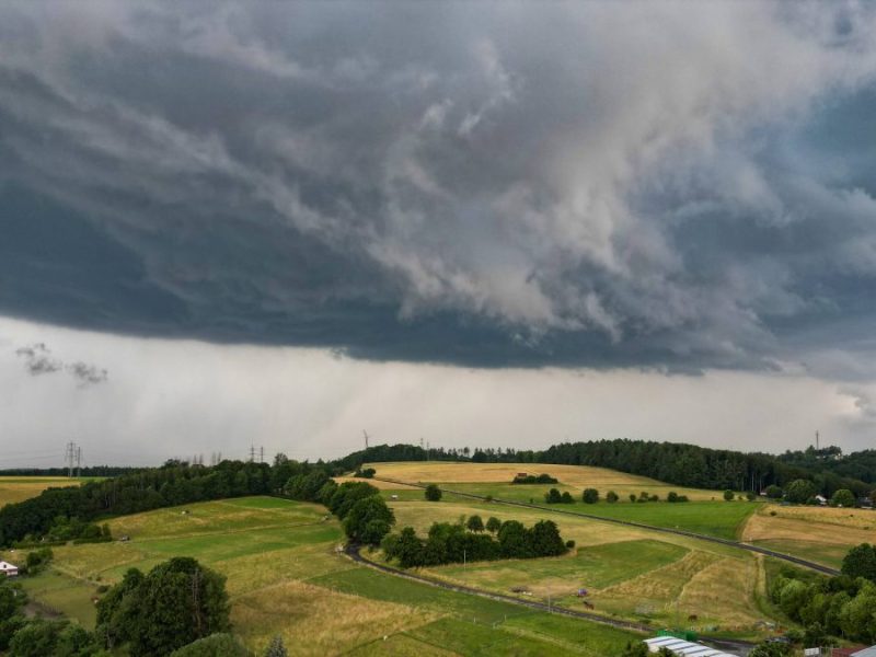 Wetter in NRW: Hurrikan bewegt sich auf Europa zu