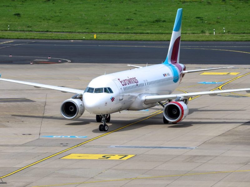Flughafen Düsseldorf: Herbstferien Ansturm