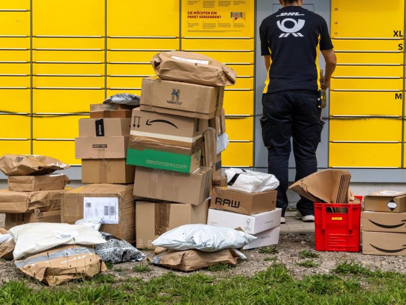 DHL-Packstationen sollen Kunden das Leben erleichtern - doch das klappt wohl nicht immer. (Symbolfoto)