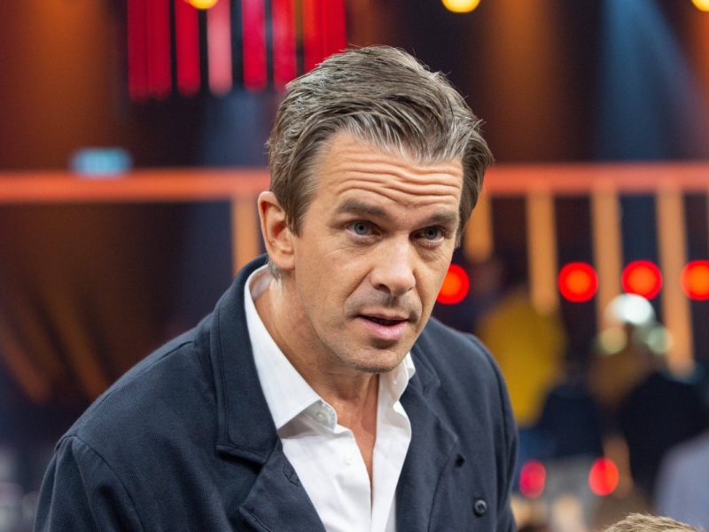Markus Lanz platzt der Kragen.
