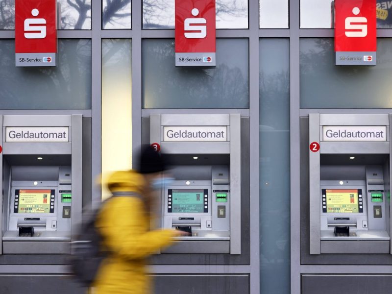 Sparkasse: Diese Filiale nimmt kein Bargeld mehr an