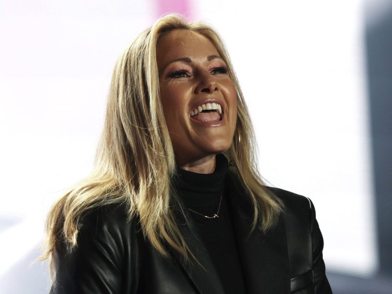 Helene Fischer ist wegen Fangeschenk außer sich.