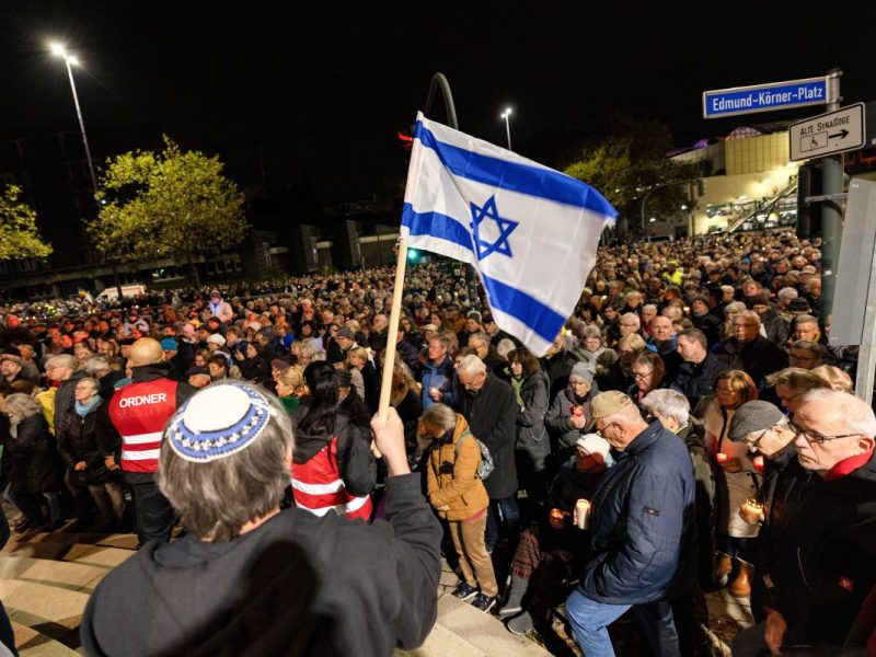 Menschenkette in Essen.