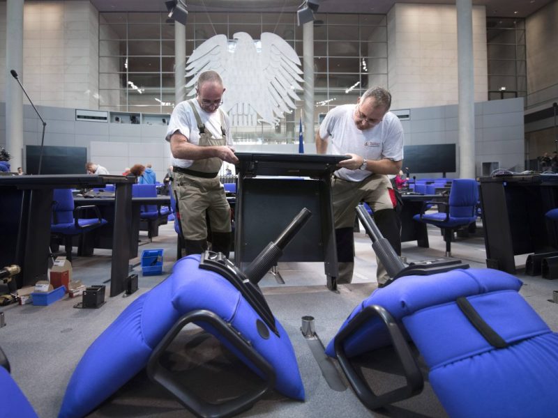 Linksfraktion löst sich auf - was wird aus der Sitzordnung im Bundestag?