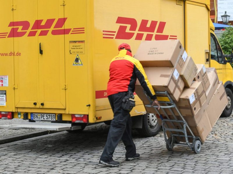 DHL