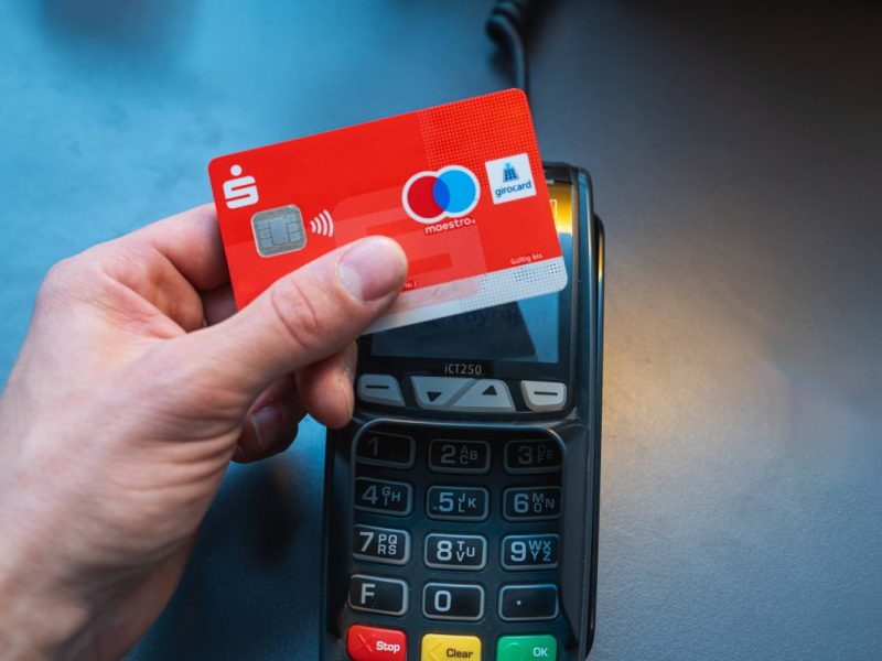 NRW: Sparkassen-Filialen erhöhen Konto-Gebühren