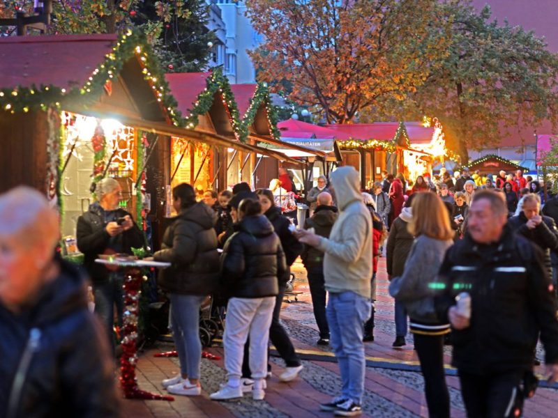 Weihnachtsmarkt in Essen. Für manche Bürgergeld-Empfänger zu teuer.