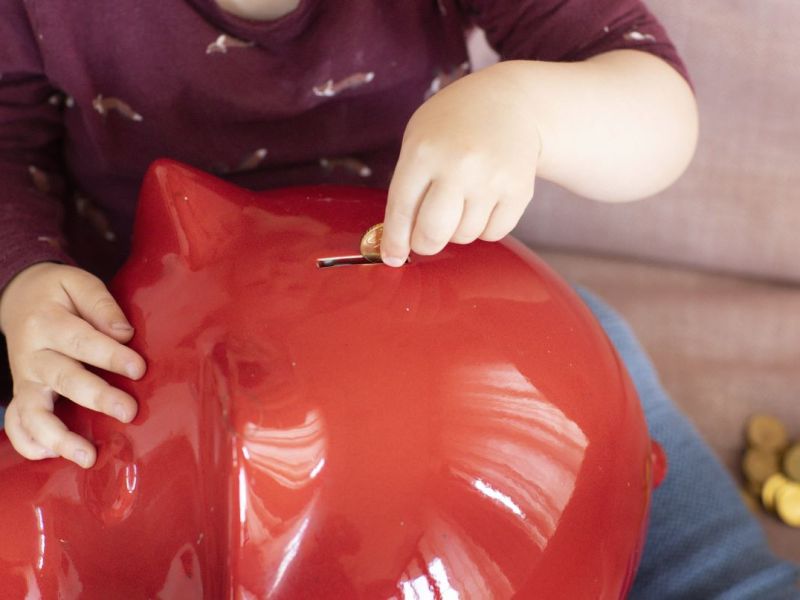 Für Familien soll ab 2024 mehr von der Steuer übrig bleiben.