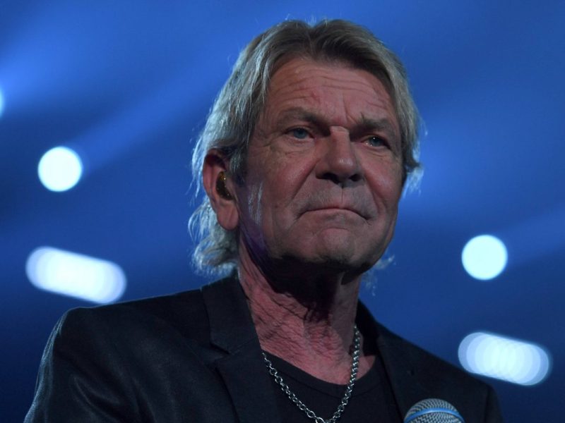 Matthias Reim so offen wie nie zuvor! Wie der Schlager-Sänger sich aus der dunkelsten Zeit seines Lebens befreit hat, erfährst du HIER!