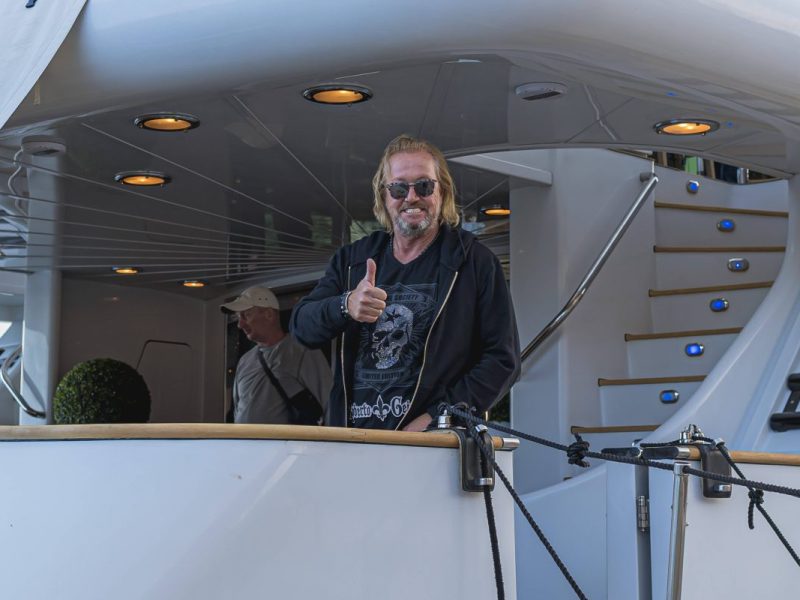 Die Geissens sind für ihren pompösen Lifestyle bekannt. Warum genau dieser Luxus nun für Ärger sorgt, erfährst du hier!