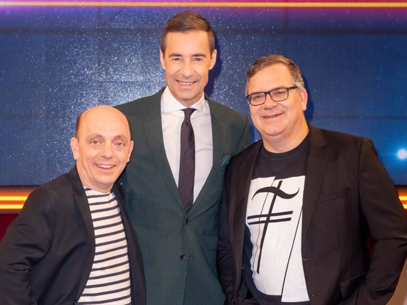 Bei „Wer weiß denn sowas?“ liegen die Nerven blank. Ausgerechnet Elton zeigt sich bei DIESER Frage frustriert.