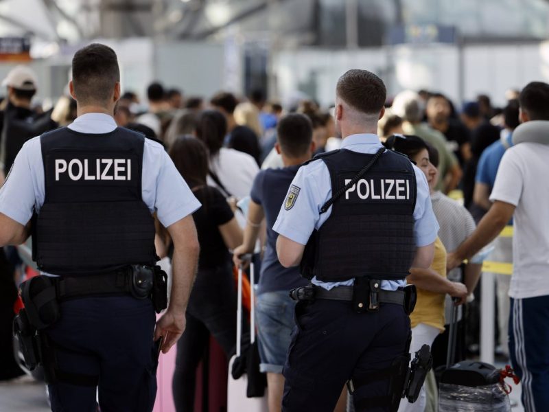 Flughafen Köln/ Bonn Polizei