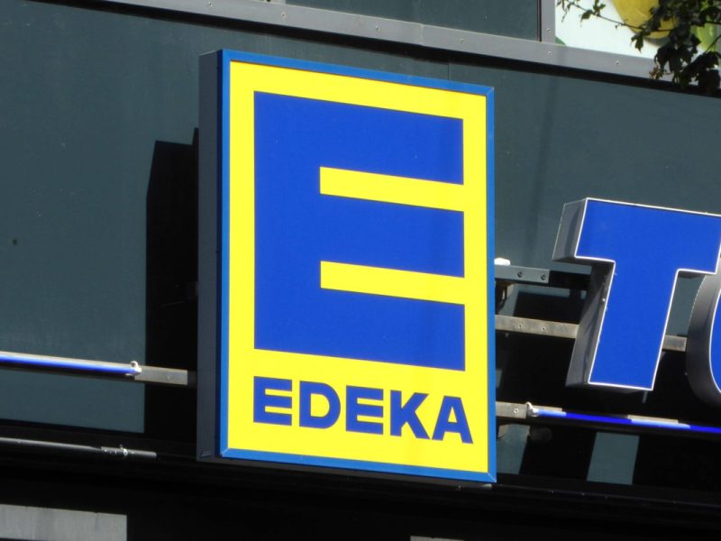 Edeka: Mitarbeiter machen auf falsches Kunden-Verhalten aufmerksam