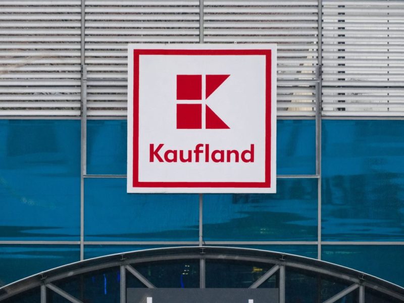 Aldi, Kaufland und Co. könnten in Zukunft einen hochmodernen Pfandautomaten anbieten.