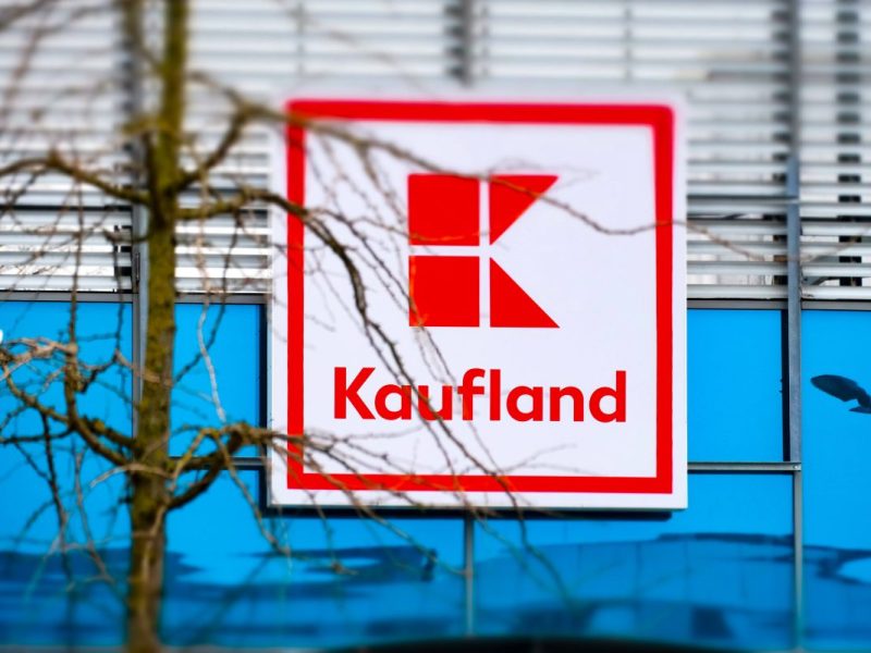 Ein Kaufland wendet sich an seine Kunden.