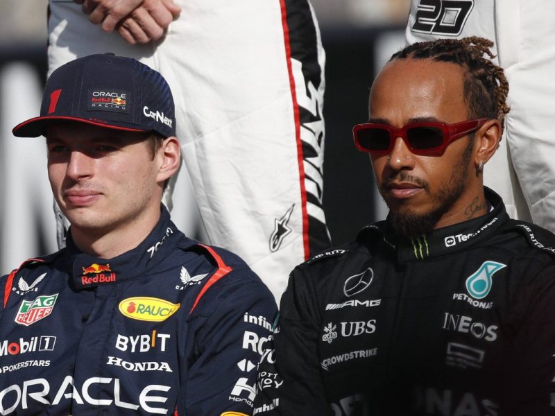 In de Formel 1 will Lewis Hamilton Max Verstappen endlich wieder schlagen.