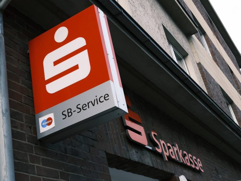 Es verändert sich was bei Sparkasse, Deutscher Bank und Co.