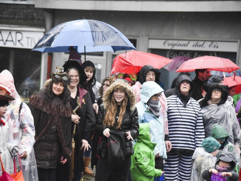 Das Wetter in NRW wird an Karneval nass.