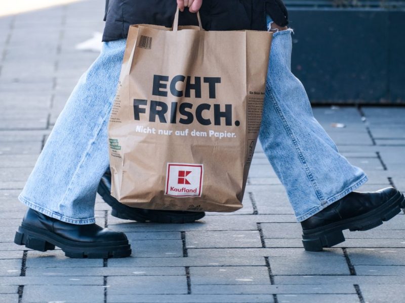 Diskussion um Backwaren bei Kaufland.