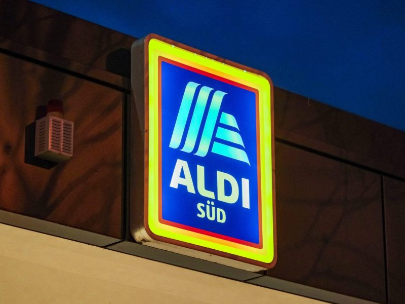 Aldi und Edeka stellen ihr Sortiment für das Tierwohl um.