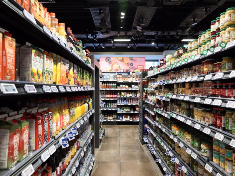 Aldi, Rewe und Co.: RWE-Zeichen wirft Fragen auf