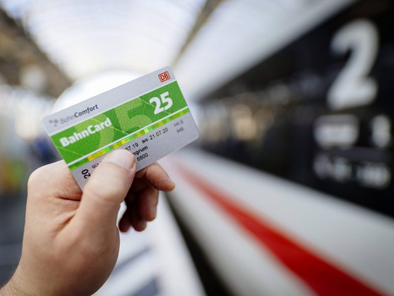 Bei der Deutschen Bahn müssen BahnCard-Besitzer bald schnell sein.