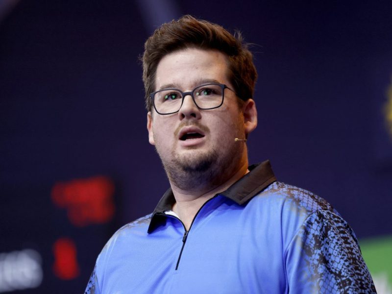 ProSieben-Star Chris Tall redet im TV über sein bestes Stück.