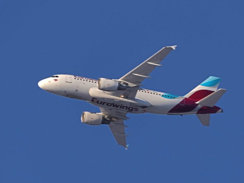 Flughafen Düsseldorf: Verdi hat zum unangekündigten Streik aufgerufen.