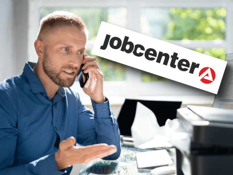 Jobcenter-Mitarbeiter genervt von neuen Reformplänen.