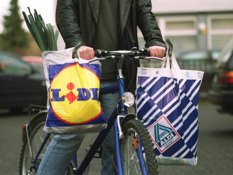 An diesen Tagen nach der Oster-Hamsterwelle lohnt sich das einkaufen bei Aldi, Kaufland und Lidl am meisten.