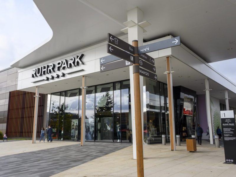 Ruhr Park Bochum: begehbarer Pfand-Automat
