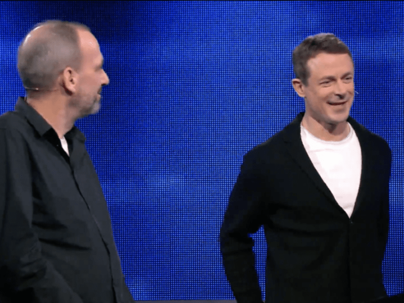 Der „Gefragt – Gejagt“-Moderator Alexander Bommes gerät ins Straucheln. Dabei bröckelt die Fassade des stets souveränen Quizmasters...