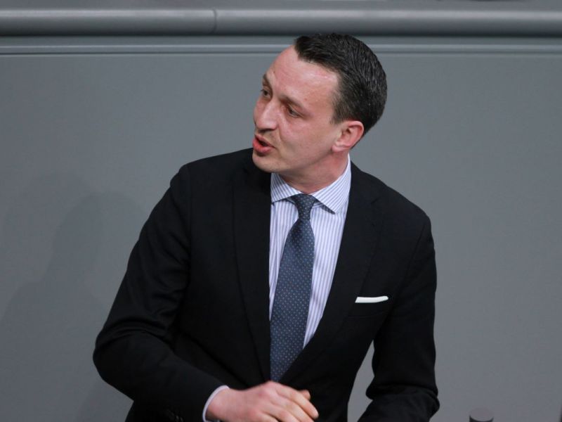 Die AfD fordert einen Ausschluss des Dortmunder Politikers Matthias Helferich.