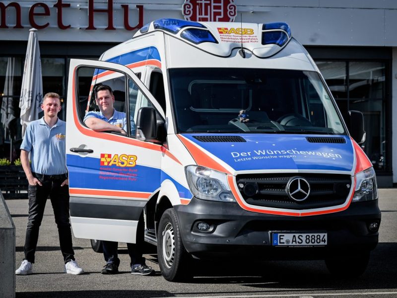 In NRW wurde dank des ASB Wünschewagens Kerstins letzter Wunsch erfüllt.