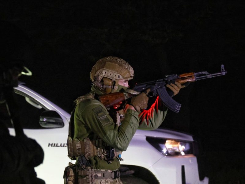 Die Ukraine braucht an der Front mehr Soldaten. Knapp 200.000 potentielle Soldaten leben in Deutschland.