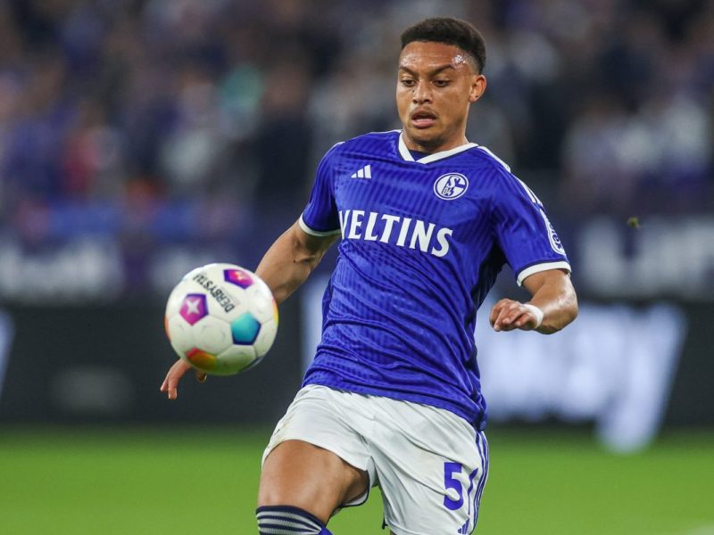 Steven van der Sloot dreht beim FC Schalke 04 gerade auf.