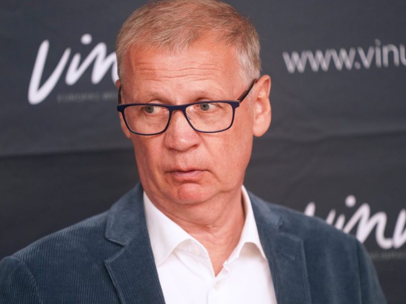 Günther Jauch gehört ins deutsche Fernsehen wie das Amen in der Kirche. Doch erlebte der Moderator auch unschöne Momente in der Branche...