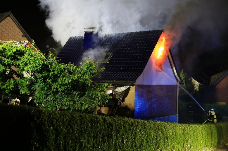 Ruhrgebiet: Schrecklicher Brand in Bommeregge mit einer toten Frau und drei Verletzten.